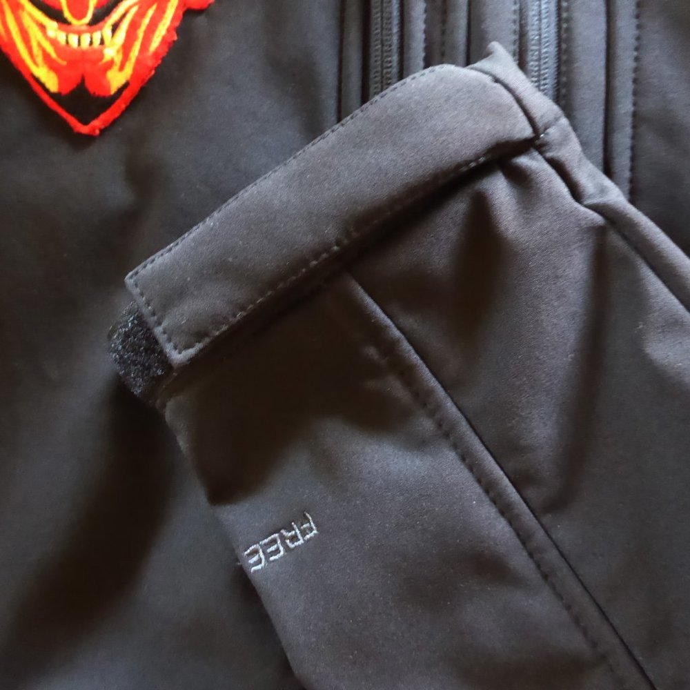 FREE COUNTRY BRAND MENS BLACK FULL ZIPPER DEVIL SATAN PATCH JACKET (PRE-OWNED) L - Picture 8 of 11